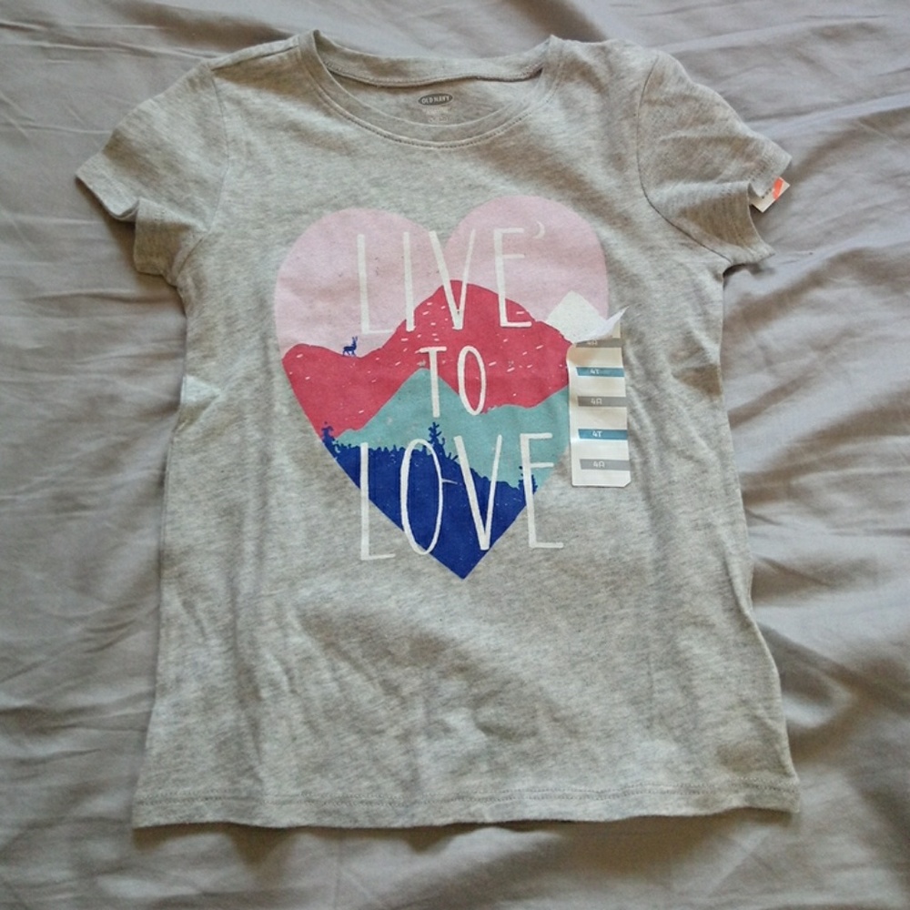 Old Navy size 4T Gray t-shirt new with tags